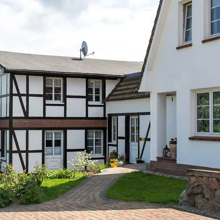 Opulent Apartment In Wohlenberg With Barbecue Lejlighed *